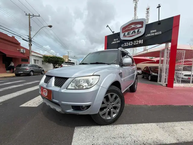 Carro Mitsubishi Pajero TR4 2013 2.0 16V 4x2 (Flex) (Aut)