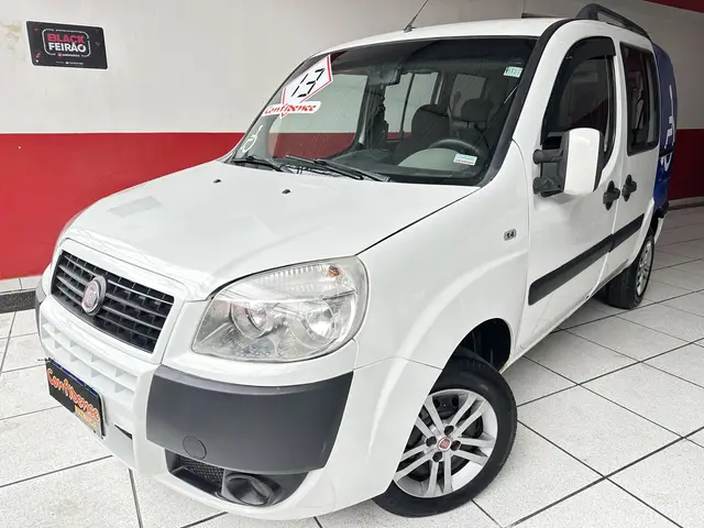 Carro Fiat Doblò 2013 Attractive 1.4 8V (Flex)