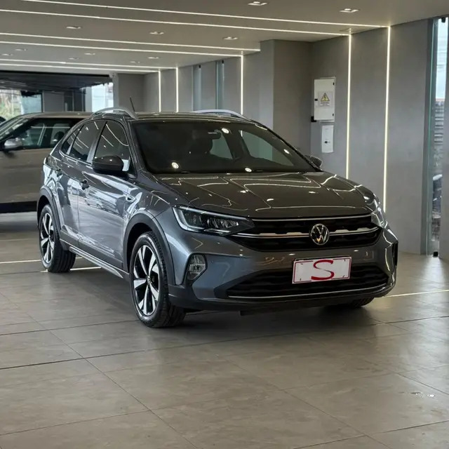 Carro Volkswagen Nivus 2024 Highline 200 TSI