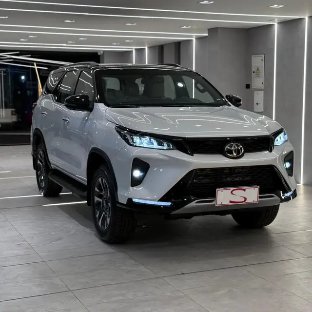 Carro Toyota SW4 2026 Diamond  2.8 Turbodiesel 4x4 (Aut.)