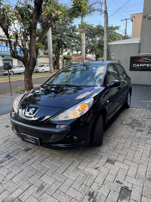 Carro Peugeot 207 2010 Hatch XR S 1.4 8V (flex)