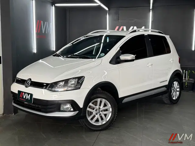Carro Volkswagen CrossFox 2016 1.6 16v MSI I-Motion (Flex)