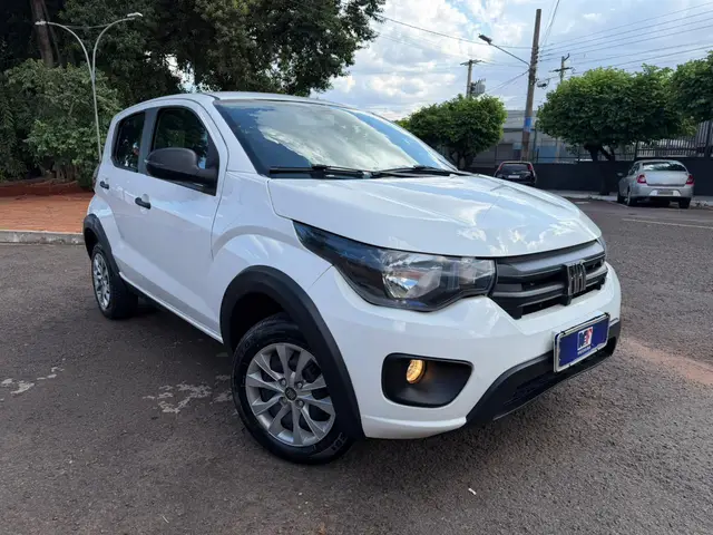 Carro Fiat Mobi 2025 Like 1.0