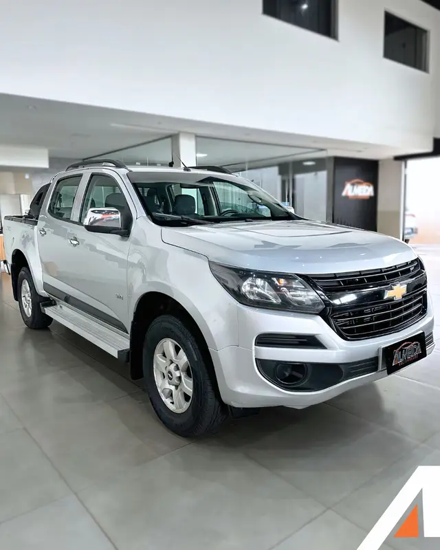 Carro Chevrolet S10 Cabine Dupla 2020 S10 2.8 CTDI LS 4WD (Cabine Dupla)