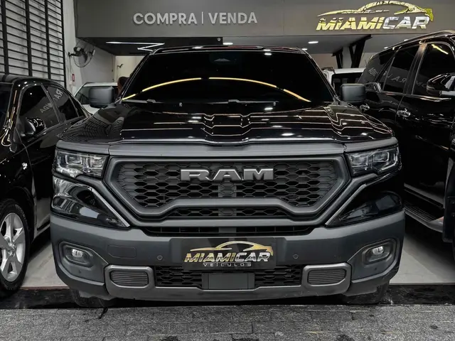 Carro Ram Rampage 2024 Rebel 2.0 Turbodiesel