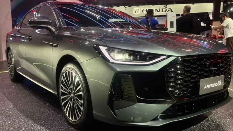 Caoa Chery Arrizo 8 que faz 22 km/l é registrado no Brasil 