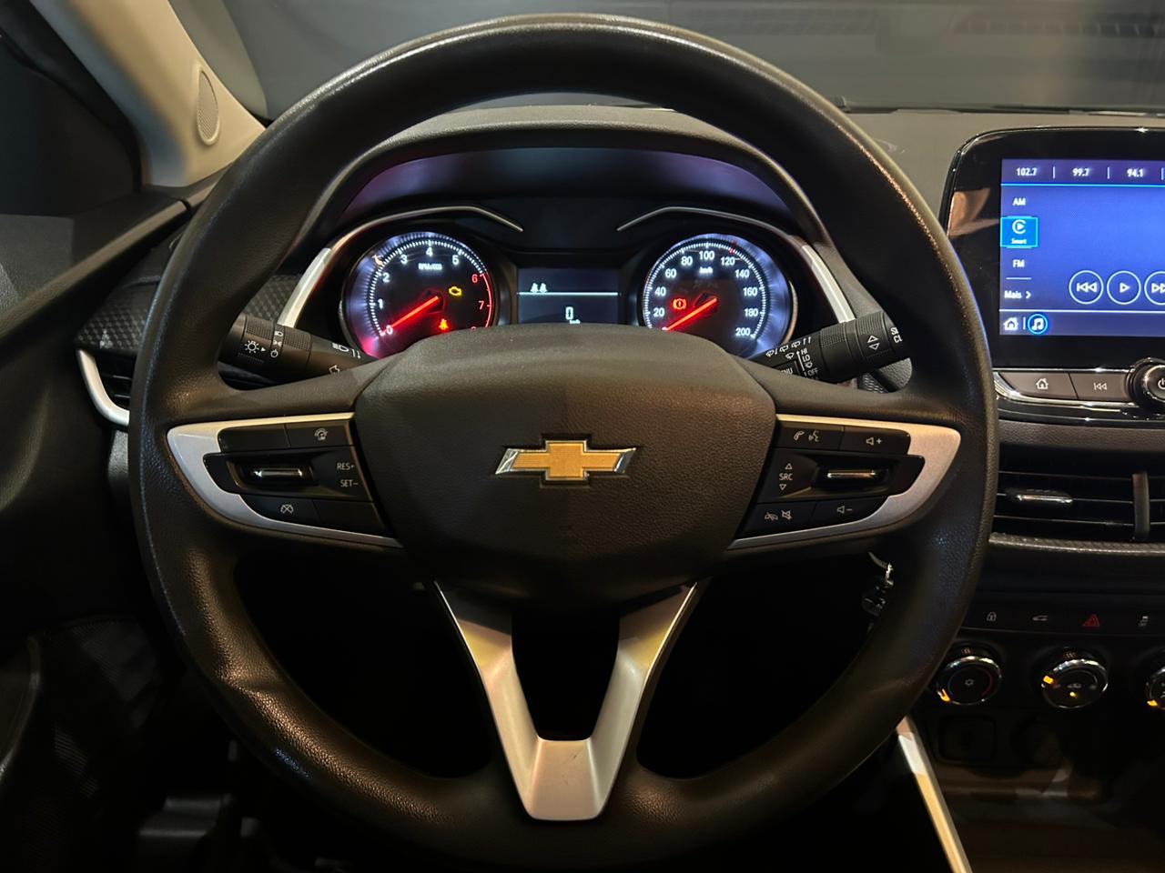 GM - Chevrolet-Onix-LT 1.0 Turbo