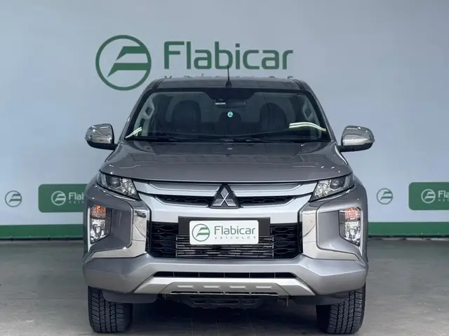 Carro Mitsubishi L200 Triton Sport 2022 HPE-S 2.4 DID-H 4x4 (Aut)