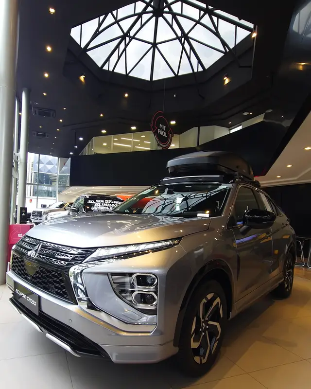 Carro Mitsubishi Eclipse Cross 2027 HPE-S
