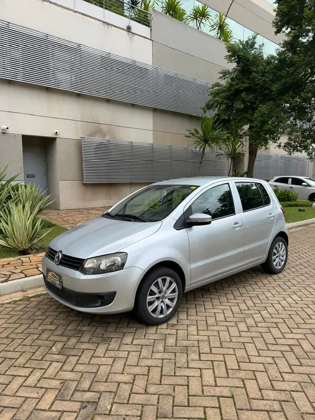 Carro Volkswagen Fox 2011 1.6 8V (Flex)