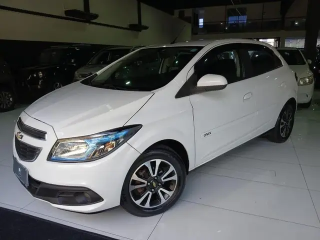 Carro Chevrolet Onix 2015 1.4 LTZ SPE/4 (Aut)