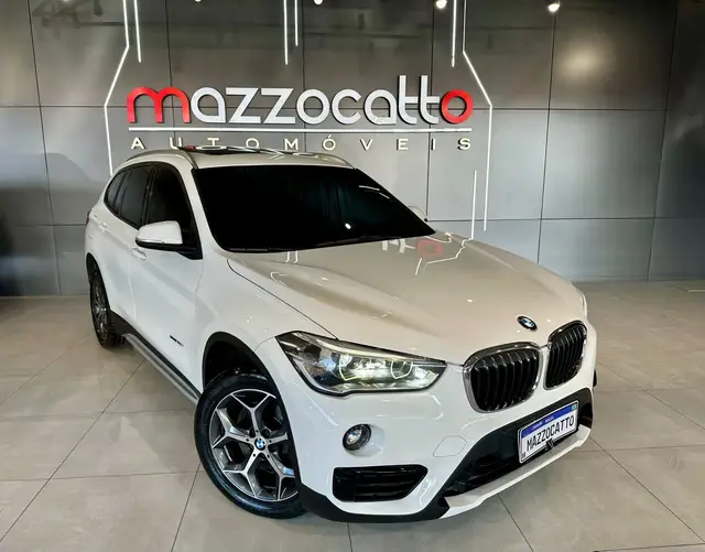 Carro BMW X1 2018 2.0 sDrive20i X-Line ActiveFlex