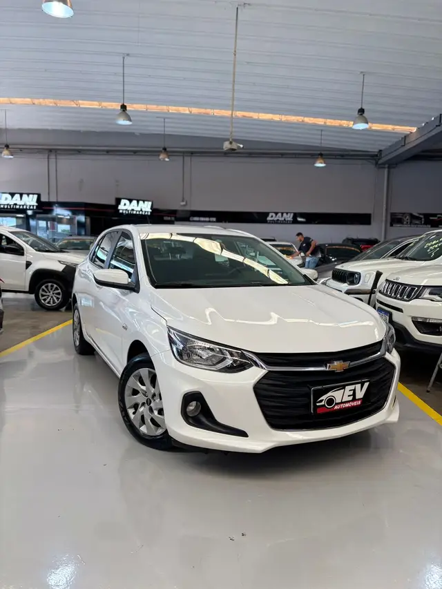Carro Chevrolet Onix 2024 LT 1.0 Turbo