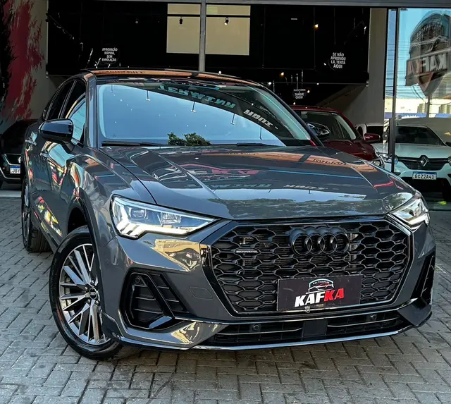 Carro Audi Q3 2024 SPB Perf. Black 2.0 TFSI Tipt. Quat.