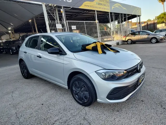 Carro Volkswagen Polo 2025 Track 1.0 Flex 12V 5p