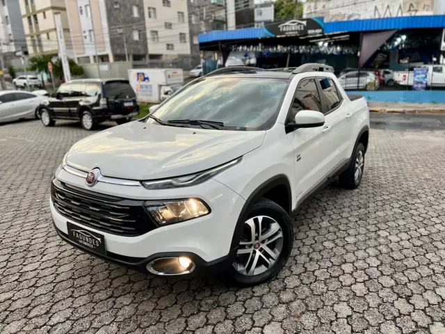Carro Fiat Toro 2018 Freedom 2.4 TigerShark AT9 (Flex)