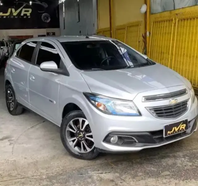 Carro Chevrolet Onix 2015 1.0 LT SPE/4