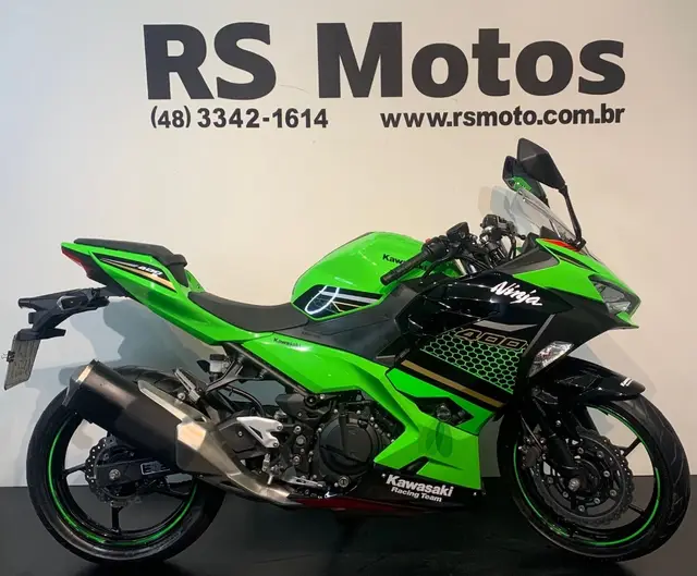 Moto Kawasaki Ninja 2020 400