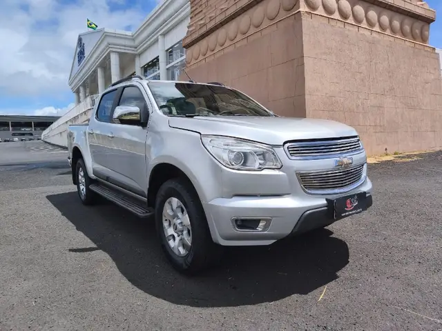 Carro Chevrolet S10 Cabine Dupla 2014 S10 LTZ 2.4 4x2 (Cab Dupla) (Flex)