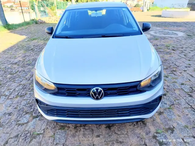 Carro Volkswagen Polo 2024 Track 1.0 Flex 12V 5p