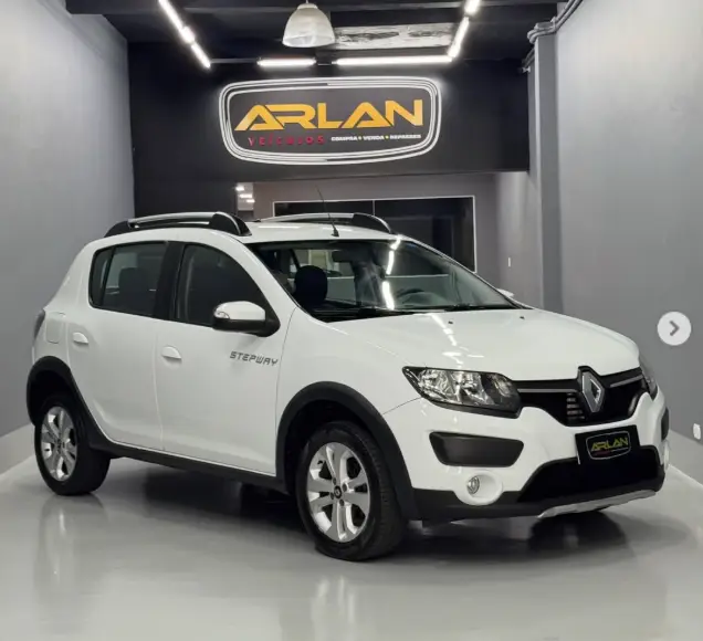 Carro Renault Sandero Stepway 2015 1.6 8V (Flex)