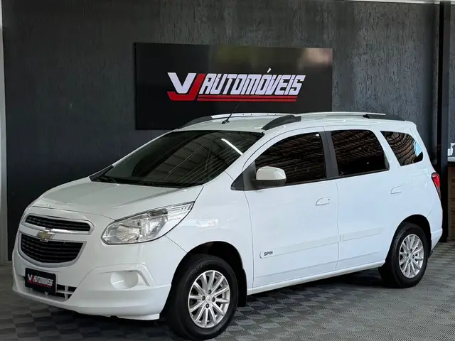 Carro Chevrolet Spin 2015 LT 5S 1.8 (Flex)