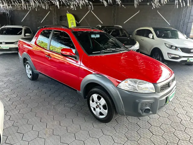 Carro Fiat Strada 2014 Working 1.4 (Flex) (Cabine Dupla)