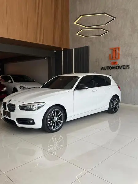 Carro BMW 120i 2019 120i 2.0 Sport