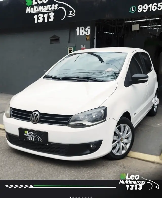 Carro Volkswagen Fox 2014 1.0 TEC (Flex) 4p