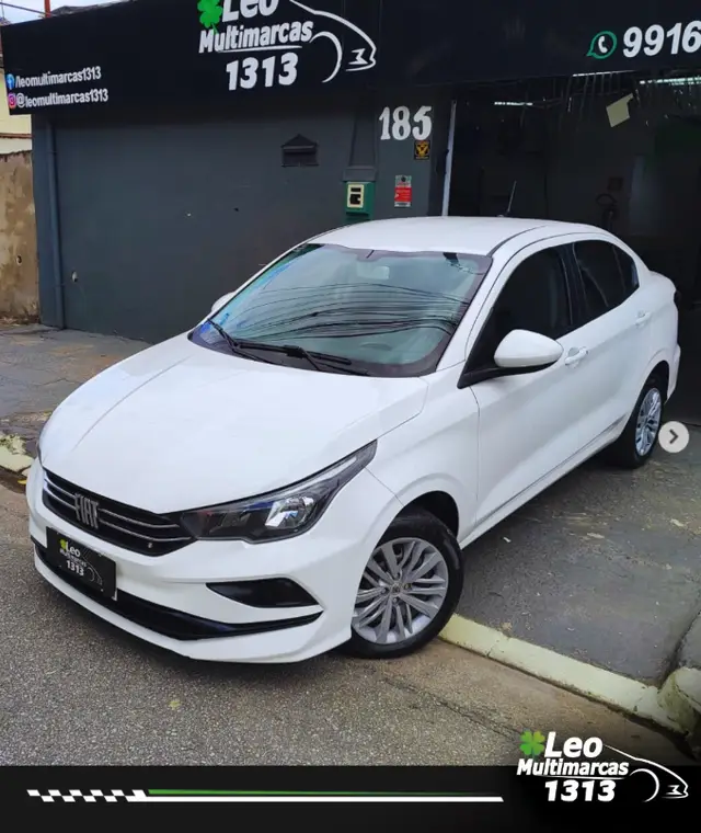 Carro Fiat Cronos 2023 Drive 1.0 (Flex) MT