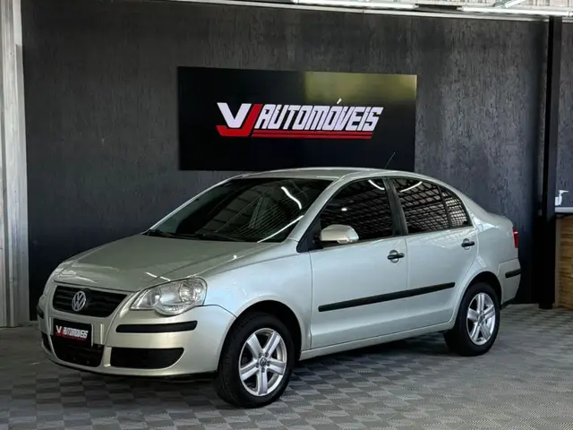 Carro Volkswagen Polo Sedan 2010 1.6 8V (Flex)