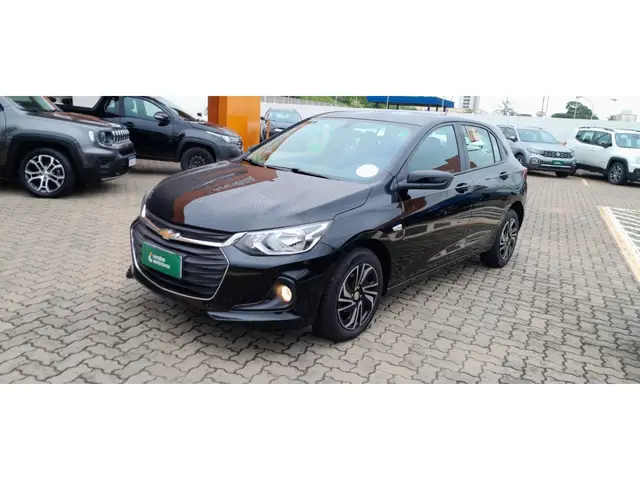 Carro Chevrolet Onix Plus 2025 LT 1.0