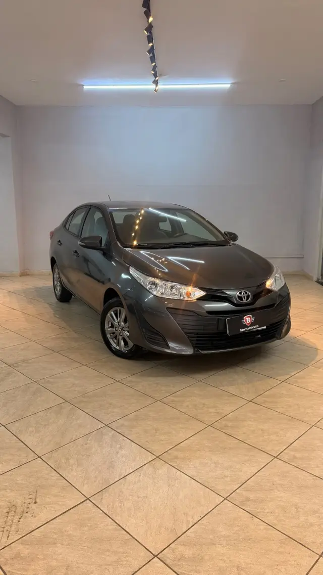 Carro Toyota Yaris 2022 1.5 XL Plus Connect CVT (Flex)