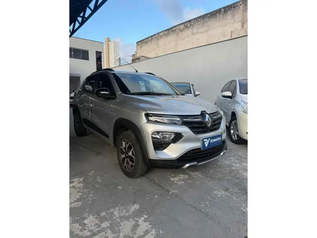 Carro Renault Kwid 2023 Outsider 1.0 12v SCe (Flex)