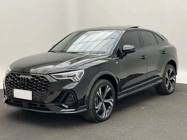 Carro Audi Q3 2024 SPB Perf. Black 2.0 TFSI Tipt. Quat.