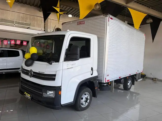 Caminhão Volkswagen Express 2020 DRC 4X2 2p (diesel) (E5)