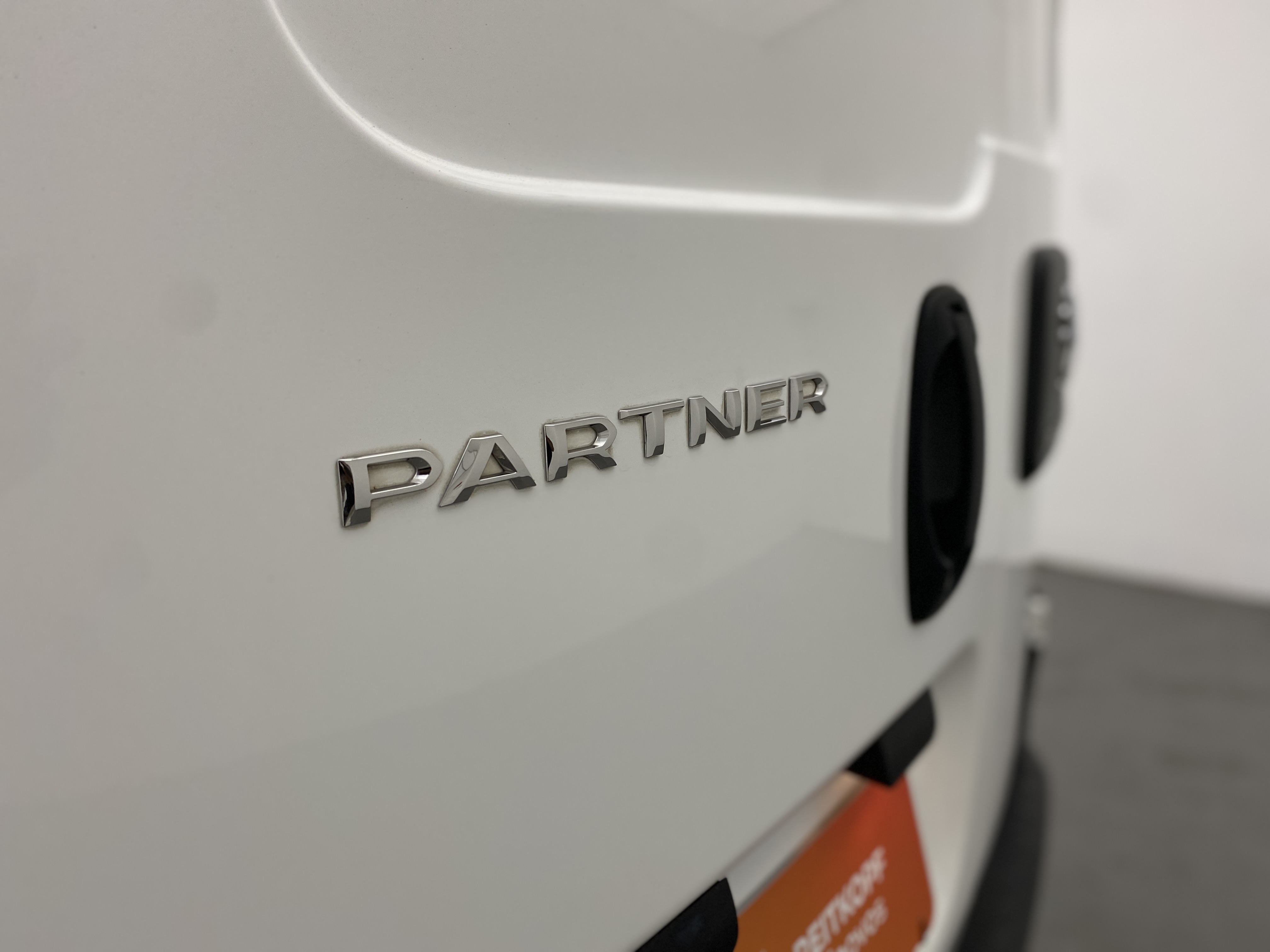 peugeot partner rapid business pack