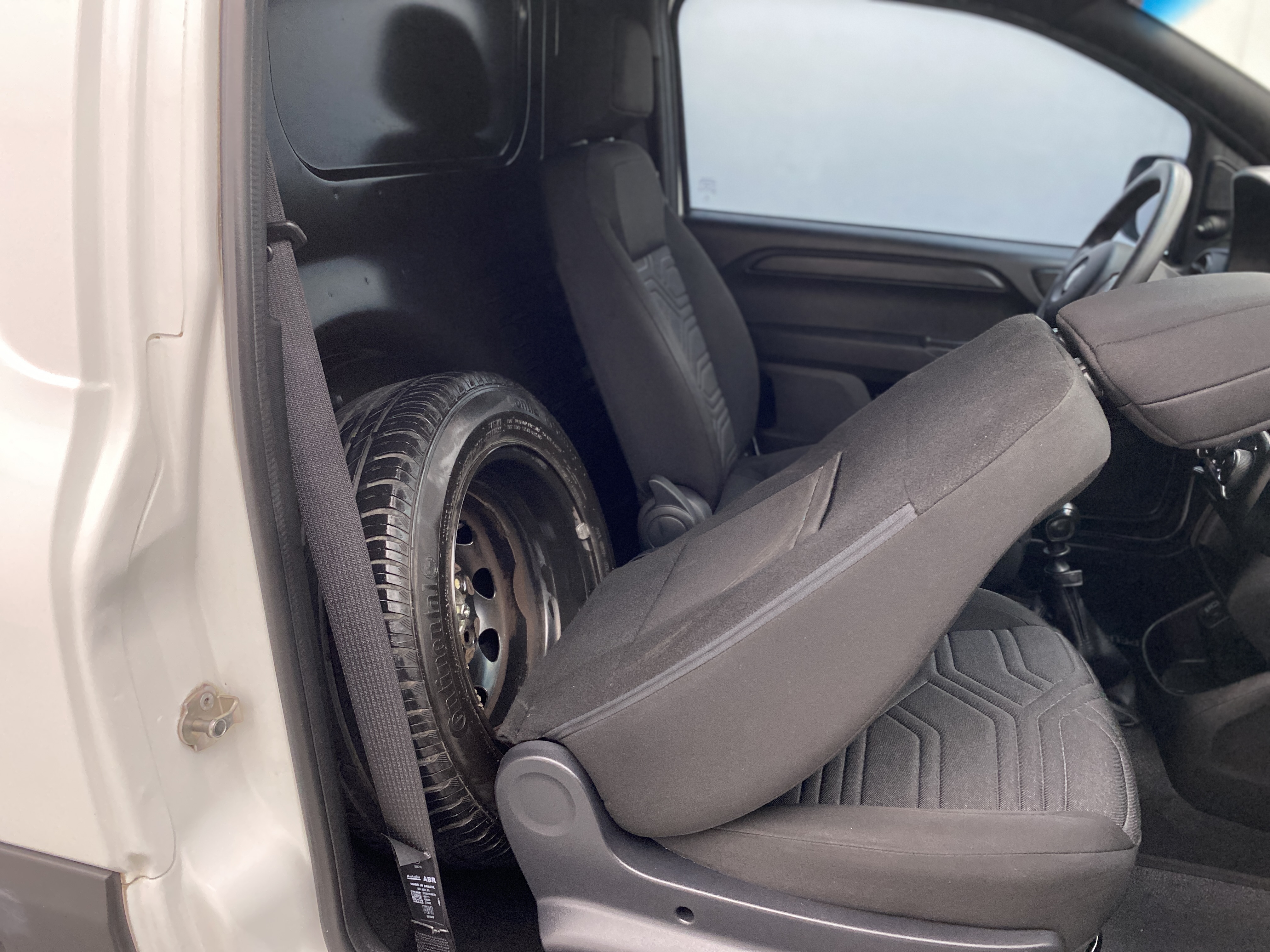 peugeot partner rapid business pack