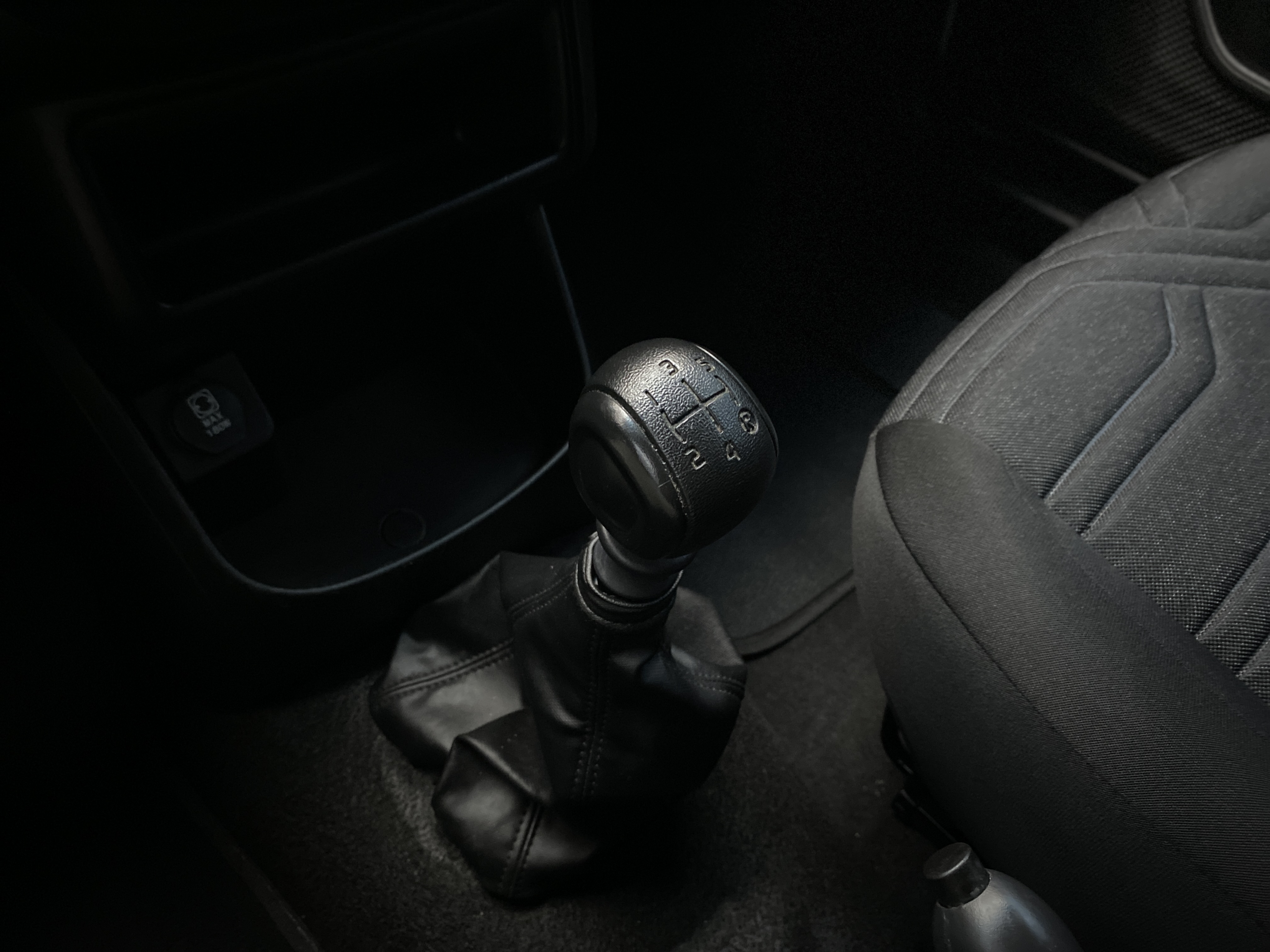 peugeot partner rapid business pack