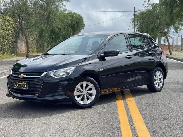 Carro Chevrolet Onix 2023 LT 1.0
