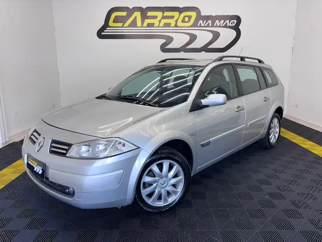 Carro Renault Megane Grand Tour 2013 Mégane Grand Tour Dynamique 1.6 16V (flex)