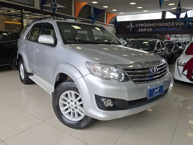Carro Toyota SW4 2015 Hilux  2.7 4x2 SR (Flex)