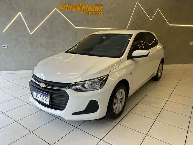 Carro Chevrolet Onix 2023 LT 1.0