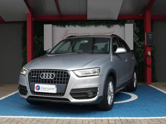 Carro Audi Q3 2015 2.0 TFSI Ambiente S Tronic Quattro