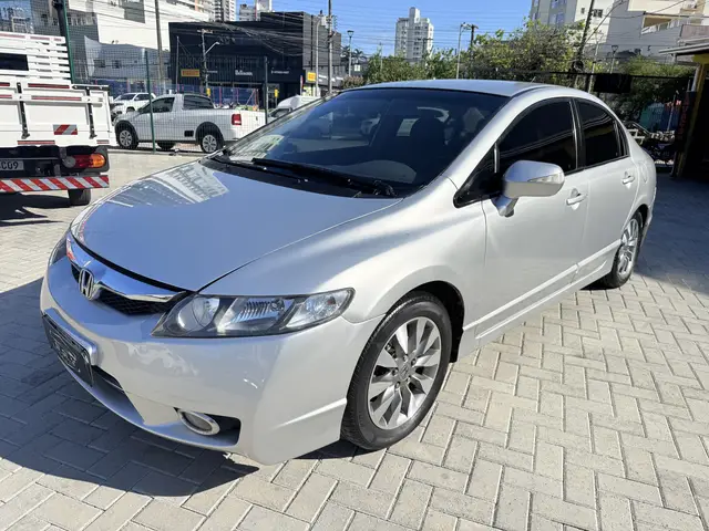 Carro Honda Civic 2011 New  LXL SE 1.8 i-VTEC (Flex)