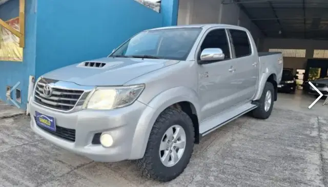 Carro Toyota Hilux Cabine Dupla 2013 Hilux 2.7 4x4 CD STD (Flex)