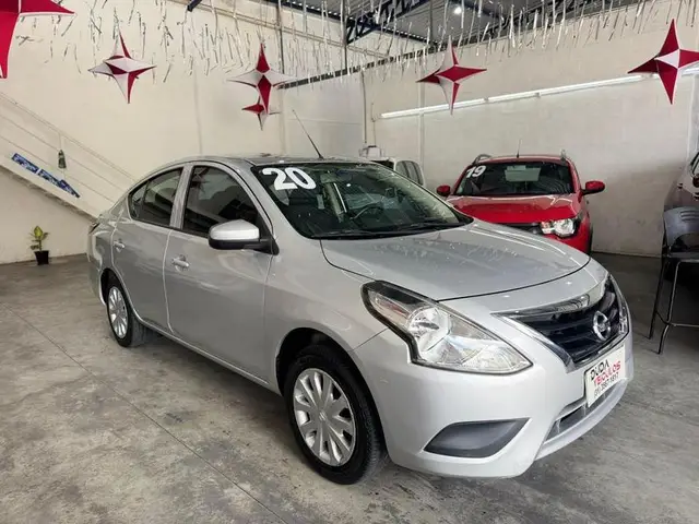 Carro Nissan Versa 2020 1.0 12V (Flex)