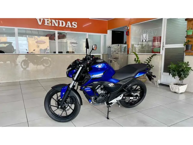 Moto Yamaha Fazer FZ15 2024 ABS