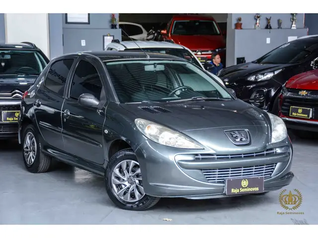 Carro Peugeot 207 2013 Hatch XR 1.4 8V (flex) 4p