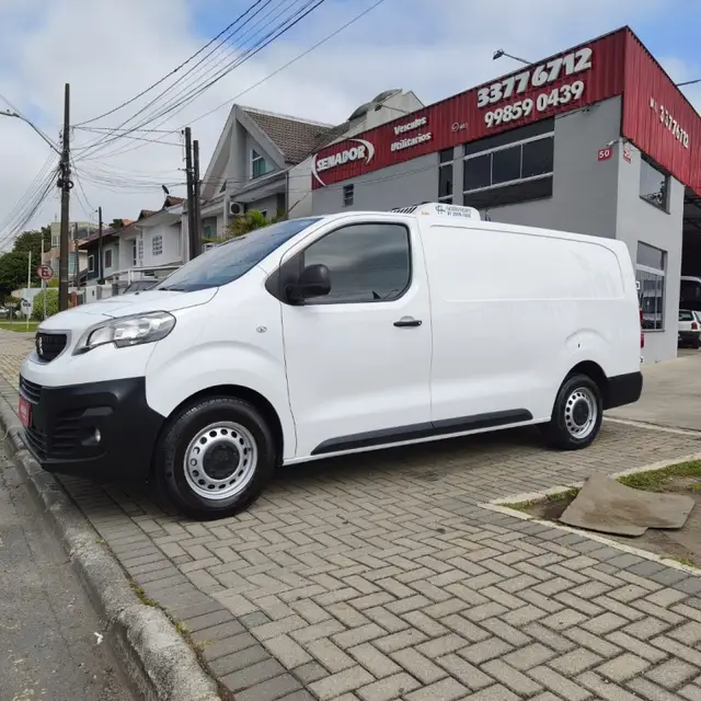 Carro Peugeot Expert 2023 Cargo 1.5 Turbo